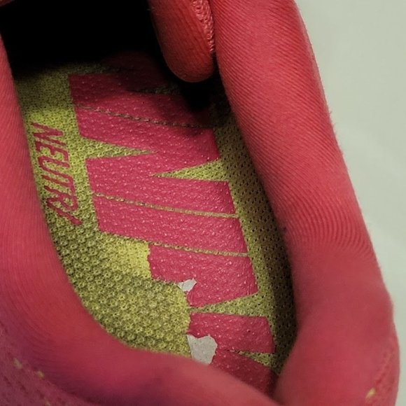 Nike 2013 Air Max Pink Yellow Ladies Running Shoes 621078-687 Women's US Size 7 - Picture 9 of 11